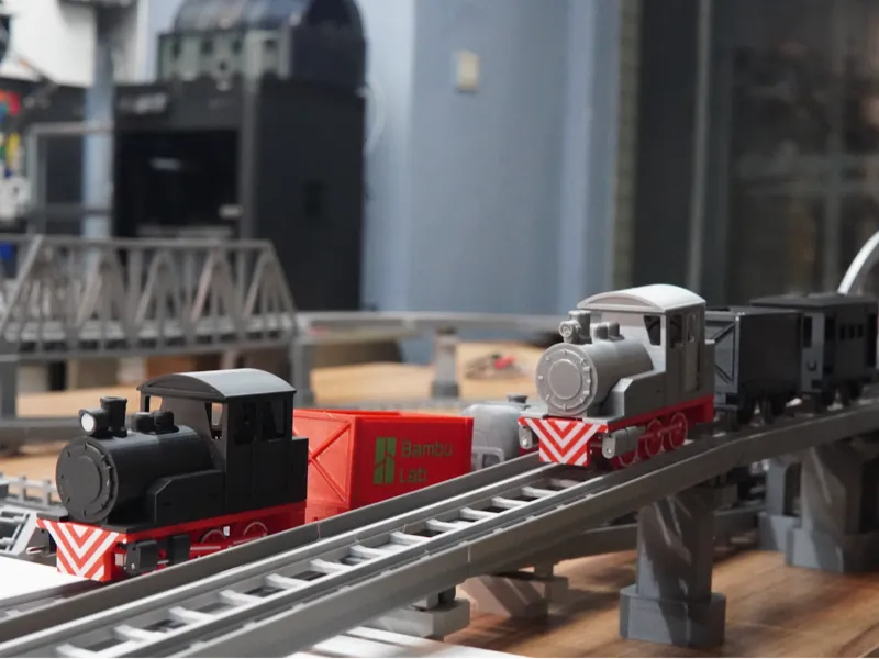 Xiaoqiang Train Model -railway viaduct