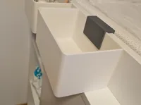 container with clip separate (no supports)