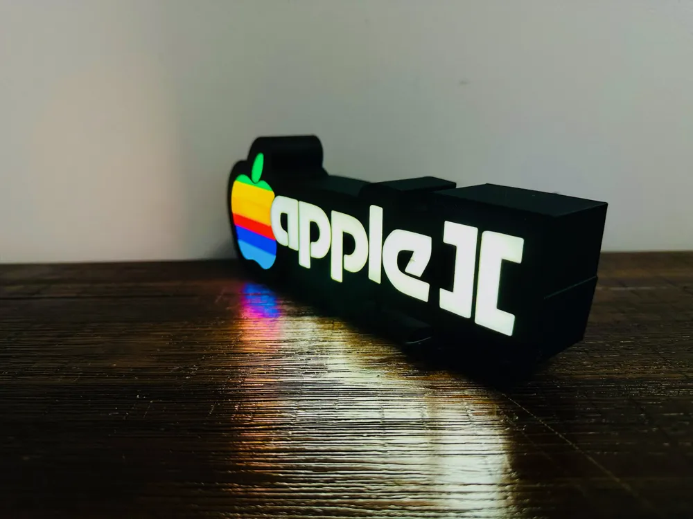 Apple 2 / ][ Logo - Color or White Light by vidguide MakerWorld ...