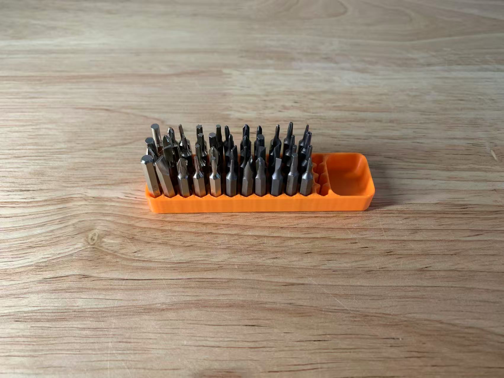 Miniatura 1 do modelo 3D 模块化手工工具收纳盒