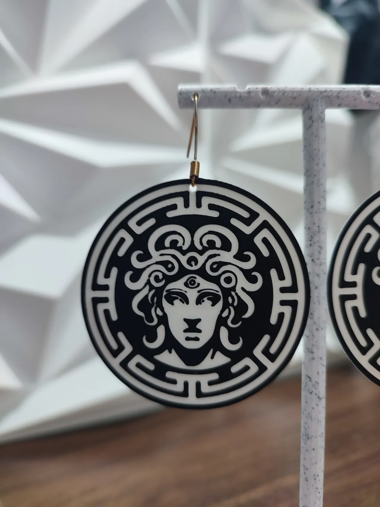 Aretes Icono de Versalles view 3