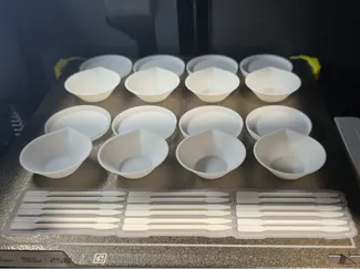 Paint mixing cup with lid and mixer stick