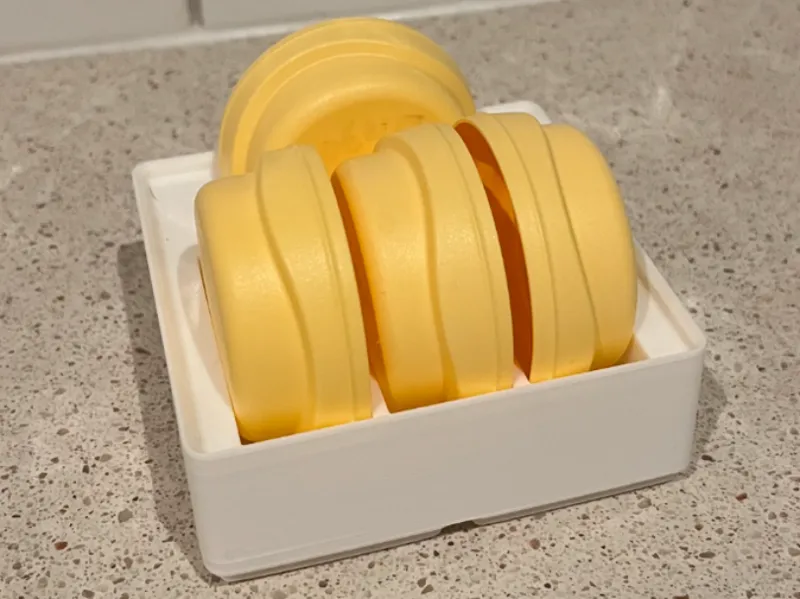 Gridfinity 2x2 Medela breastmilk bottle caps