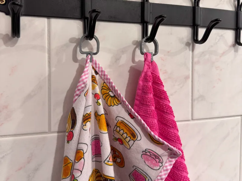 No-Slip Towel Hanger | Fast Print