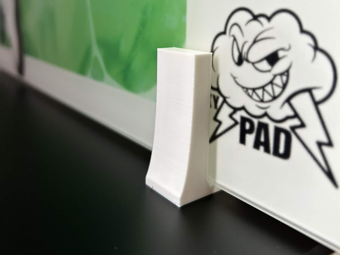 GlassMousePadStand
