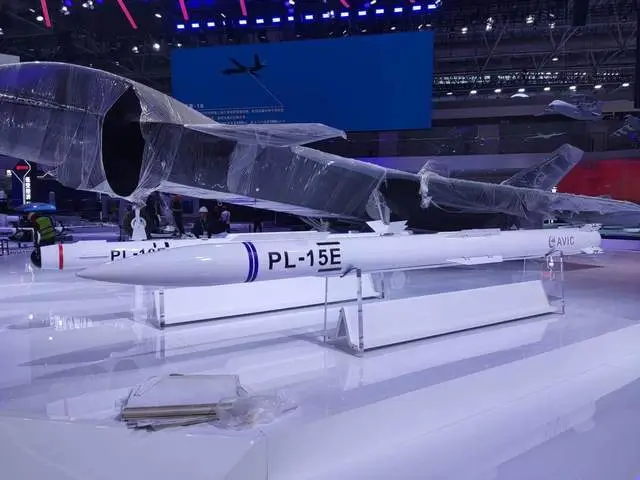 Miniatura 1 do modelo 3D 达索阵风克星 霹雳15 空空导弹 PL-15E