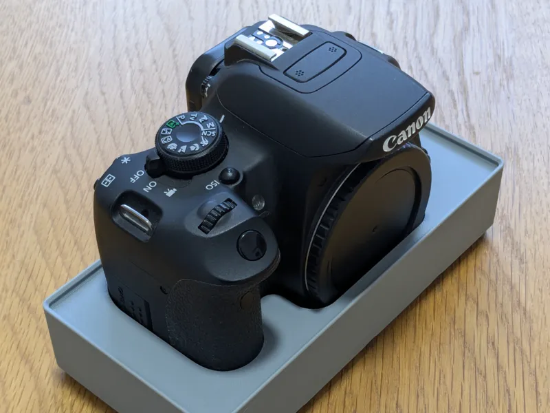Gridfinity: Canon 700D Body