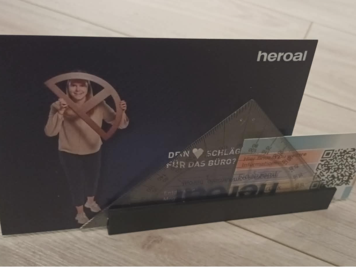 ID-Card & Triangle Display Stand