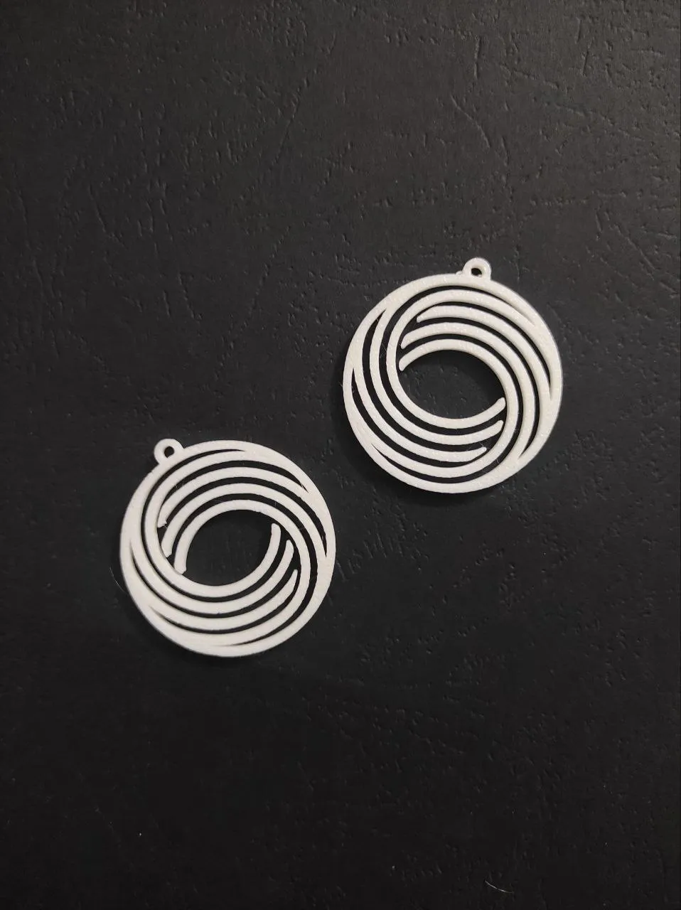 Spiral Dusk - Earrings view 3