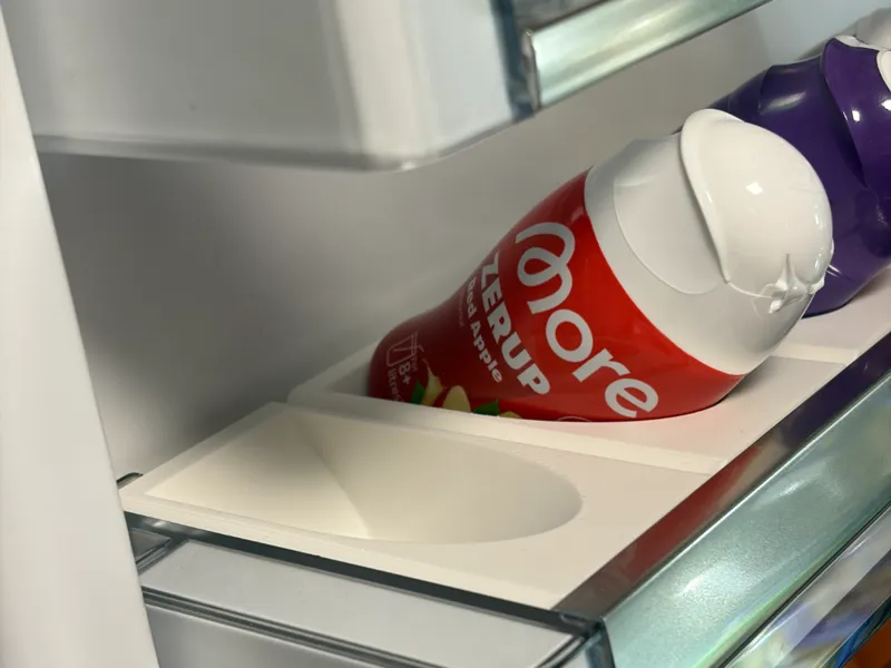 MORE Zerup Fridge holder