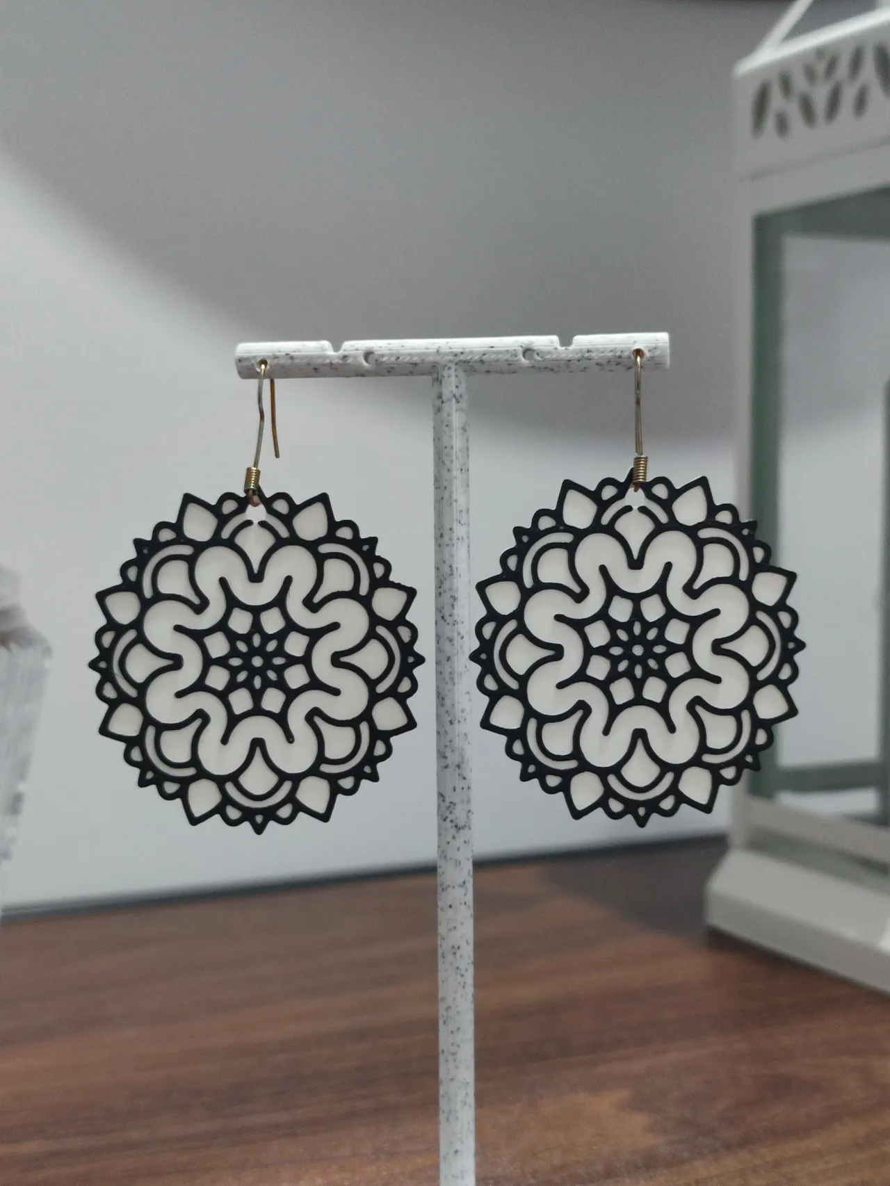 Aretes Mandala Aura view 2