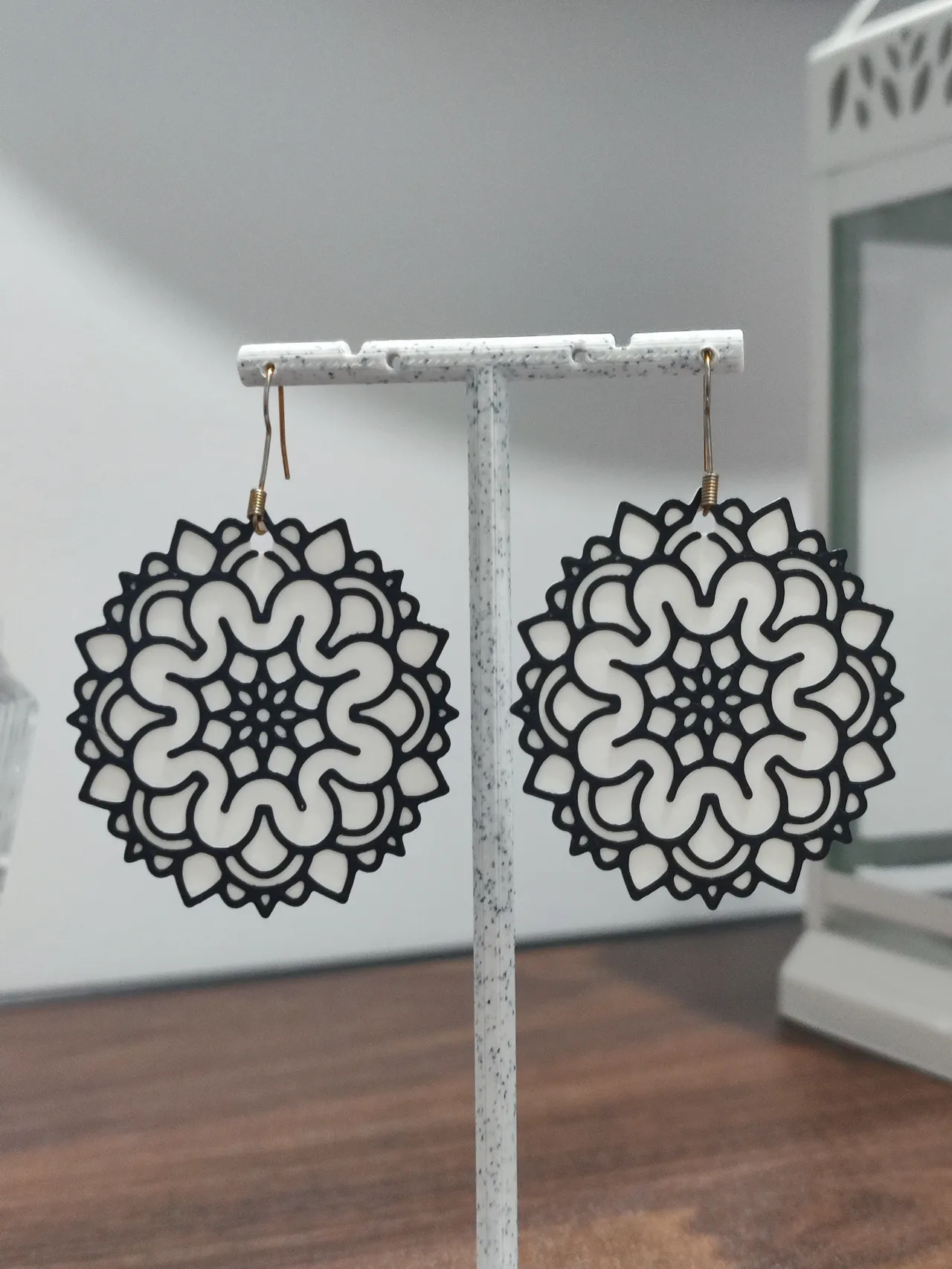 Aretes Mandala Aura view 3
