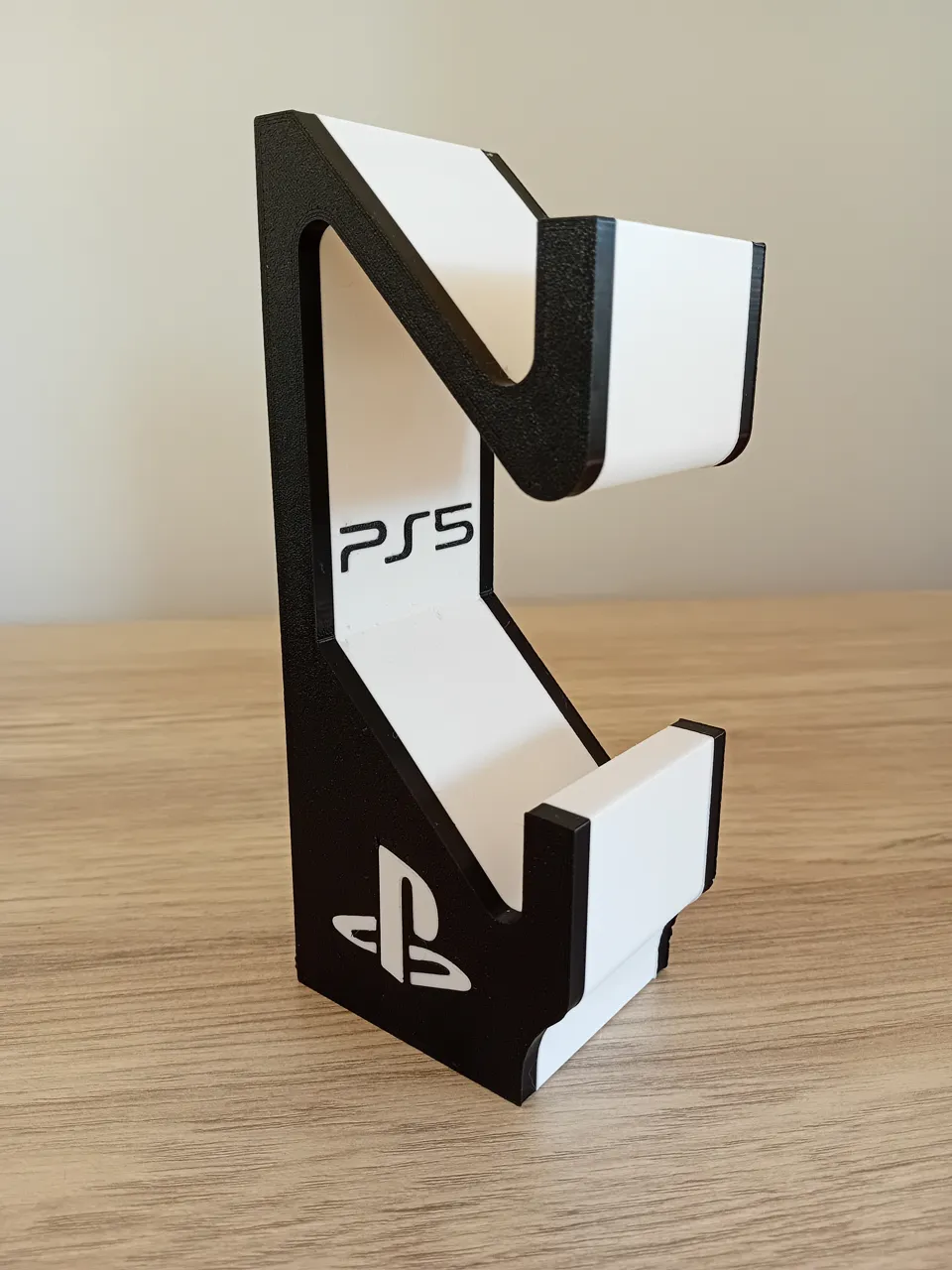 Dual PS5 controller holder view 4