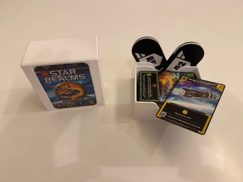 Star Realms Box for cards and point counters