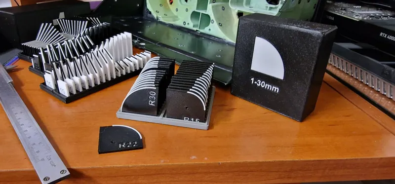 Radius measuring tools