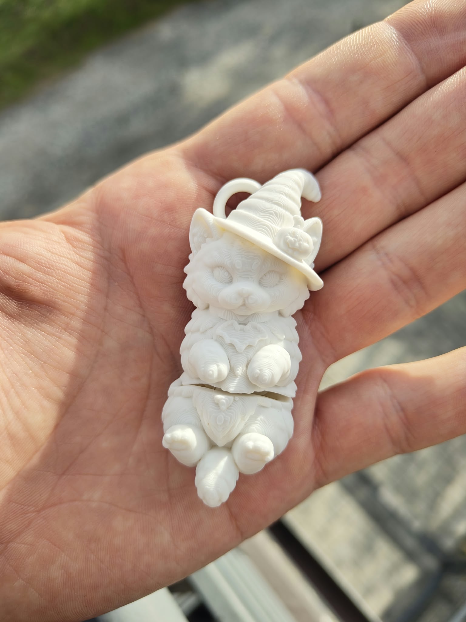 Cute Halloween Cat - Articulated Flexi Keychain - 1