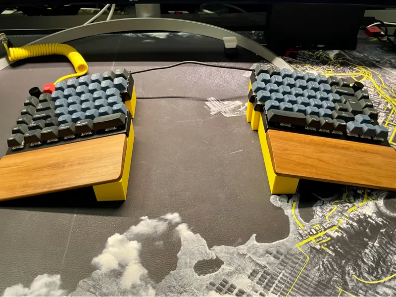 Keychron Q11 Snap-Fit Tenting System