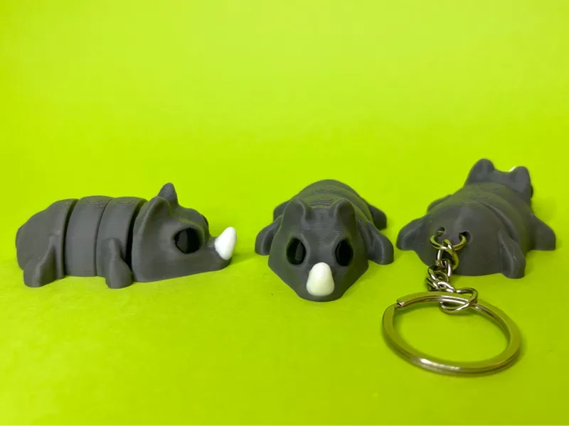 Minis Baby Rhino + Keychain (articulated)