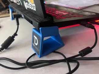 Laptop stand with interchangeable logo