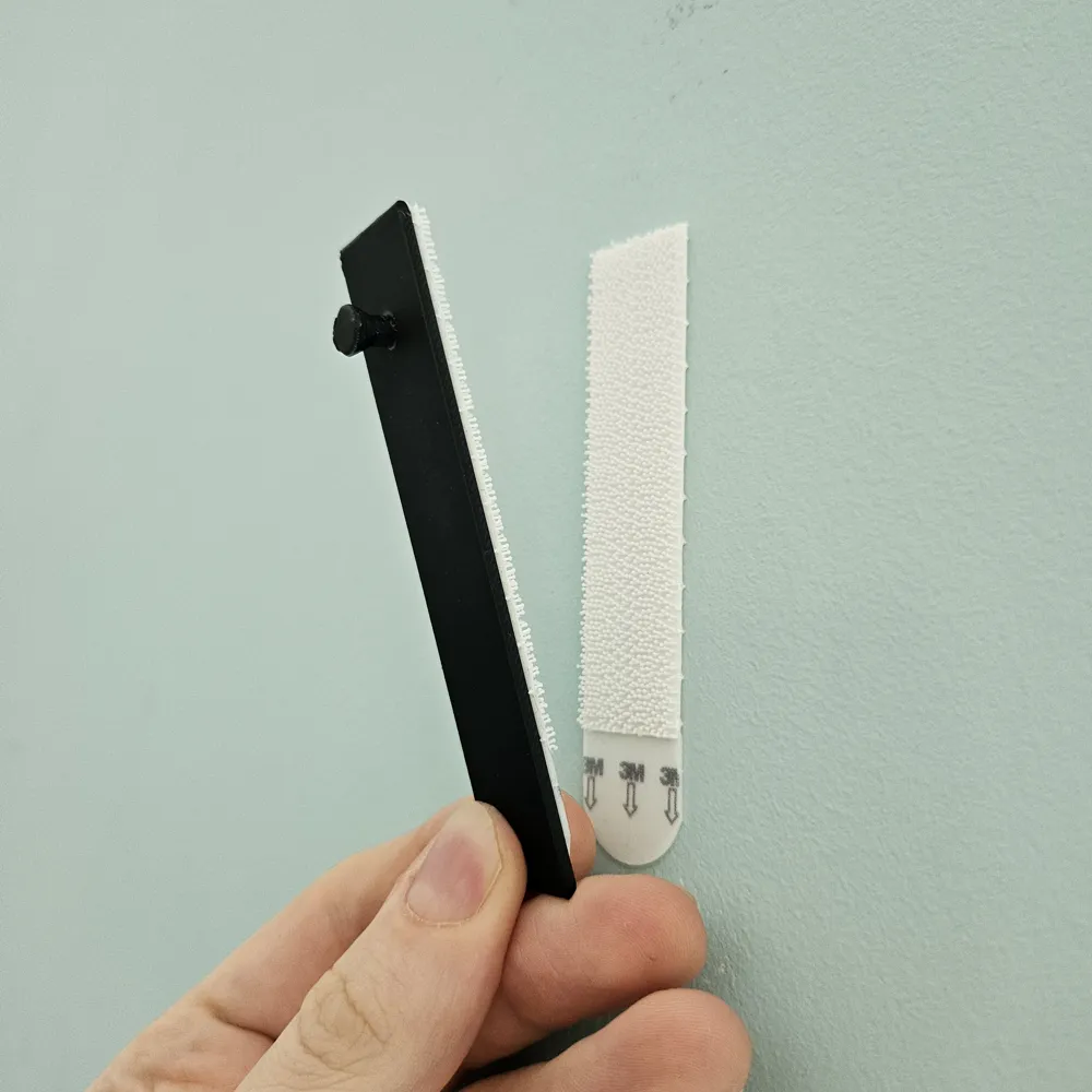 3M Command Strip - Screw Head Wall Mount - Free 3D Print Model - MakerWorld