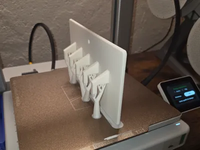 Wall-mounted key holder