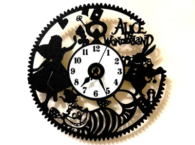 Alice in wonderland clocl