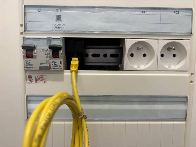 Support RJ45 pour tableau électrique