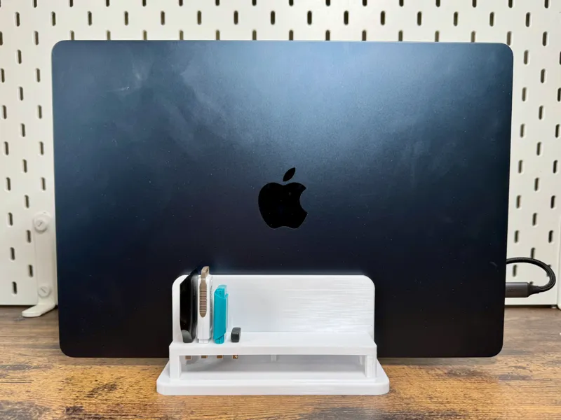 MacBook Air M1/M2/M3 stand (Clamshell Mode)