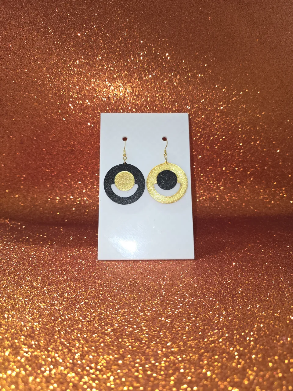 Retro earrings view 2