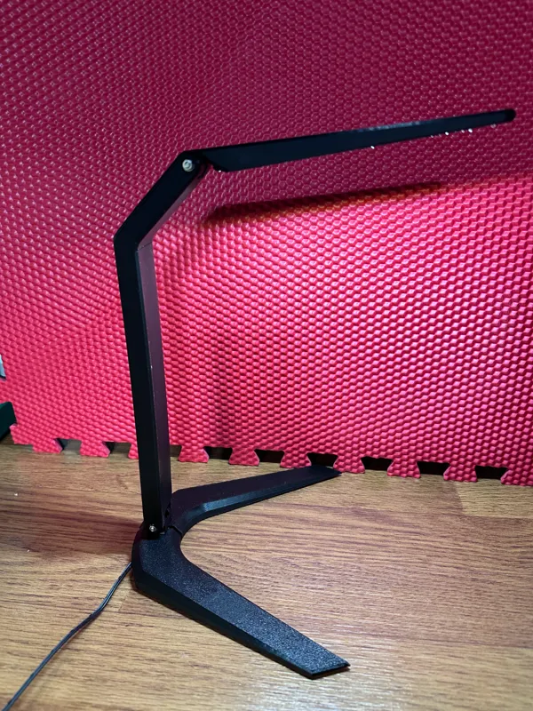 Lampe LED de bureau compacte