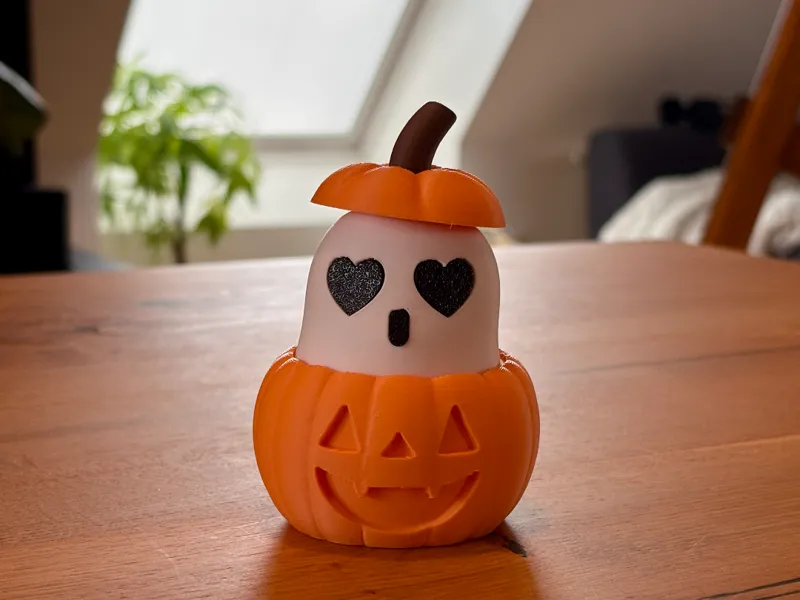 Pumpkin Ghost (Glue Edition)