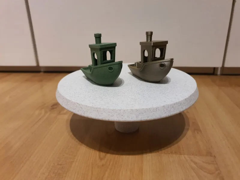 Small Display Table