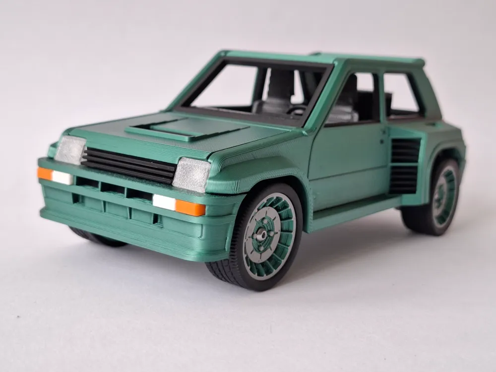 Letrero o emblema decorativo: Turbo - CyberBrick RC. Referencia del modelo original.
