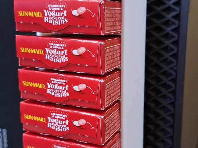 Raisin Box Holder