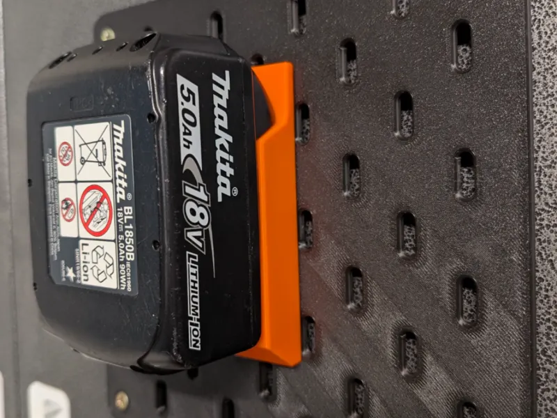 Skadis - Makita Battery Holder