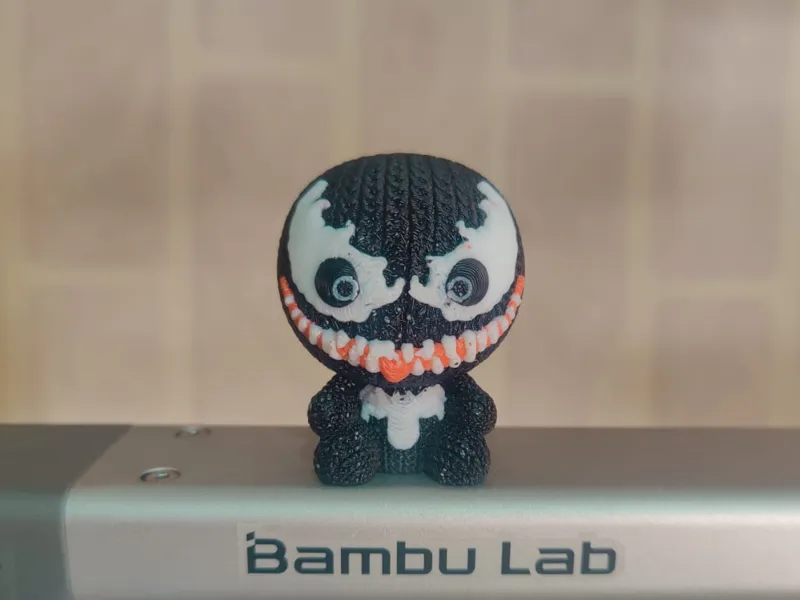 Knitted Venom