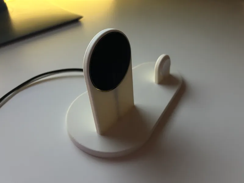 MagSafe Charging Stand - Ugreen wireless charger