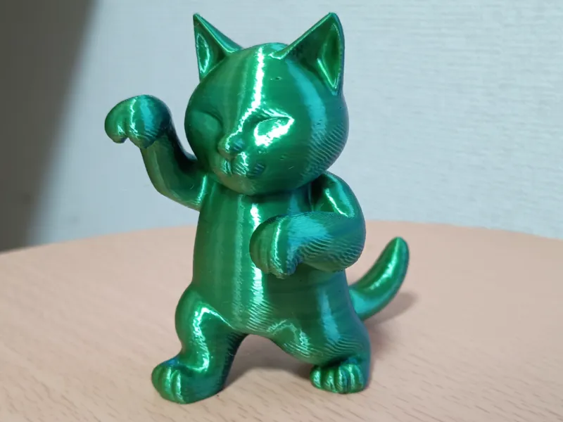 武道家の猫のフィギュア