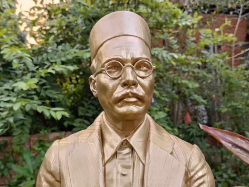 Vinayak Damodar Savarkar statue