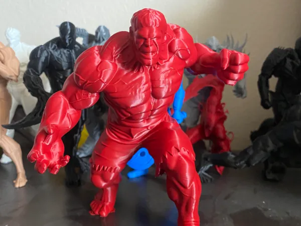 Statue Hulk rouge