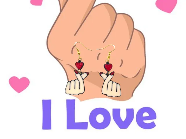 K-Pop heart earrings