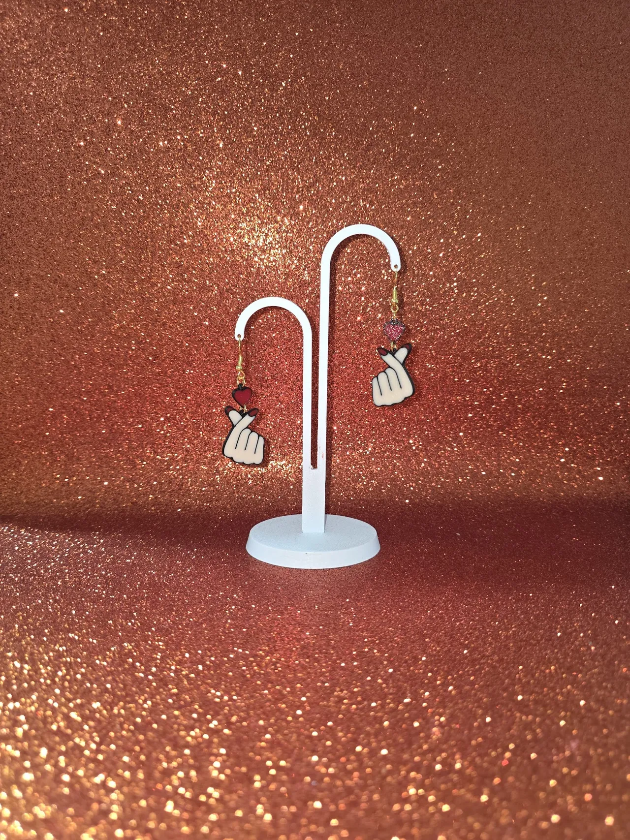 K-Pop heart earrings view 3