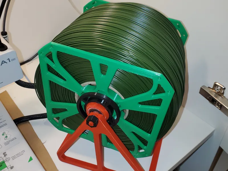 Reusable Spool with Holder