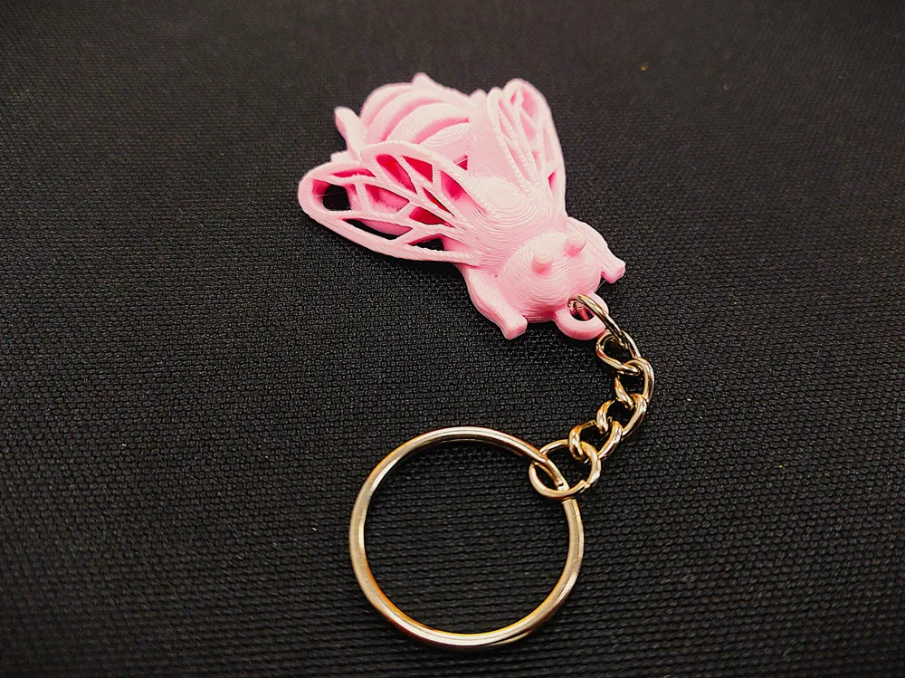 Bee Keyring - Free 3D Print Model - MakerWorld
