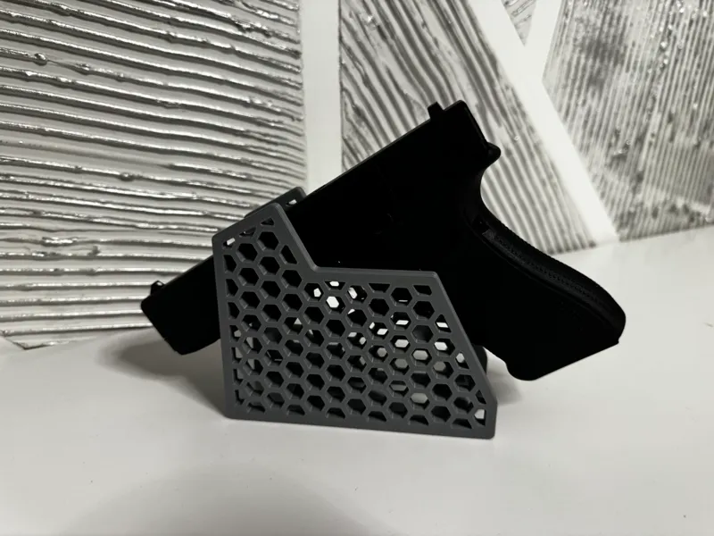 HexaHold – Modular & Expandable Pistol Rack