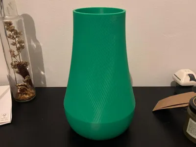 Slighlty Twisted Vase