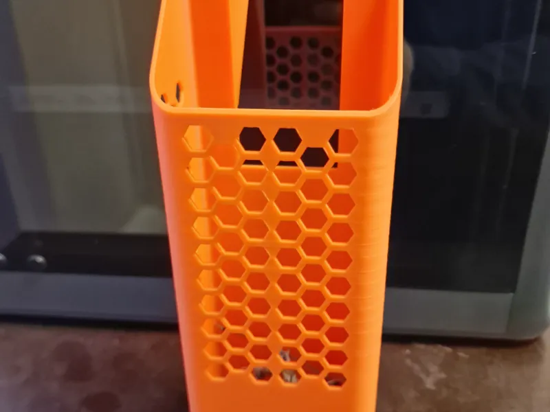 P1S POOP CHUTE BIN-HONEY
