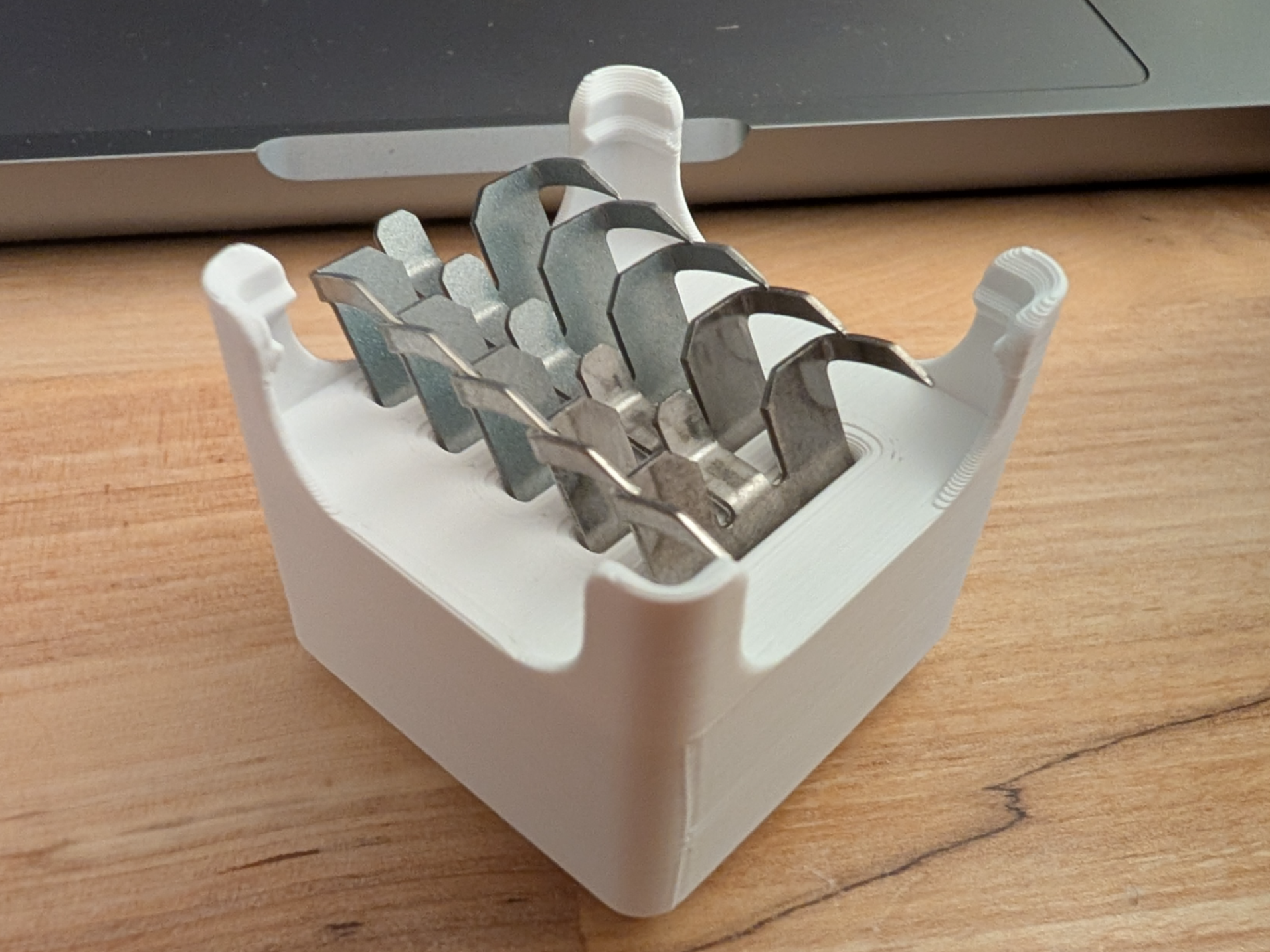 Gridfinity 3M Claw Holders Stackable Bins
