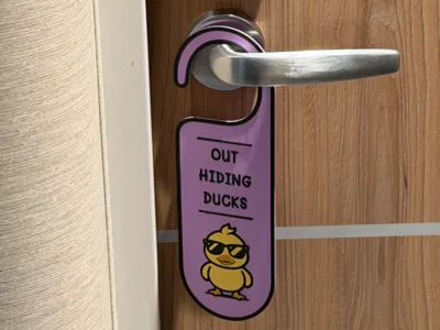 Cruise Duck Door Hanger – Out Hiding Ducks