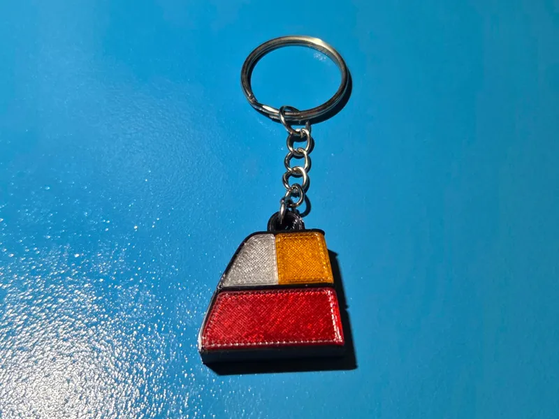 Golf 2 taillight keychain